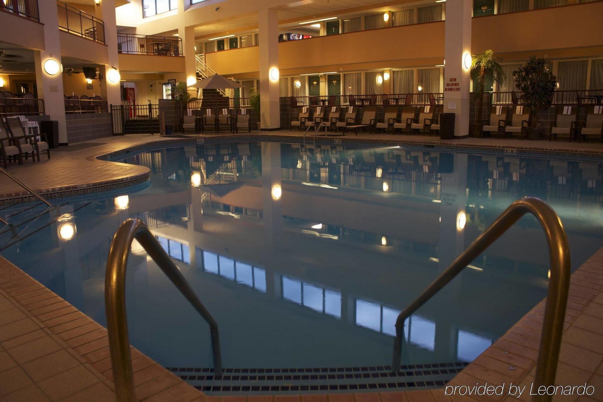Plaza Hotel & Suites - Eau Claire Ngoại thất bức ảnh